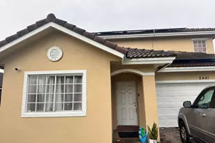 2441 NW 14th Ct, Fort Lauderdale, FL 33311 - Photo 2