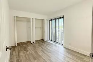 295 Woodland Rd, Palm Springs, FL 33461 - Photo 12