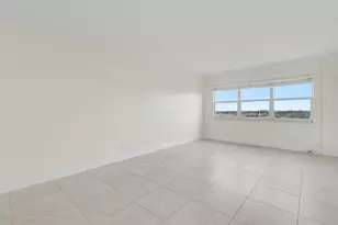 2555 NE 11th St, Fort Lauderdale, FL 33304 - Photo 12