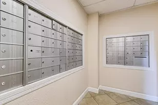 2555 NE 11th St, Fort Lauderdale, FL 33304 - Photo 28