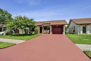 2129 SW 17th Cir, Deerfield Beach, FL 33442 - Photo 1