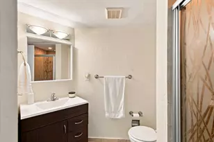 300 Three Islands Blvd, Hallandale Beach, FL 33009 - Photo 26