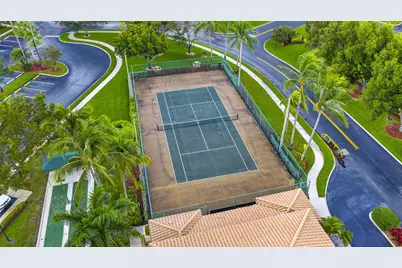9537 Weldon Circle #405, Tamarac, FL 33321 - Photo 30