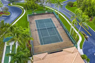 9537 Weldon Cir, Tamarac, FL 33321 - Photo 30