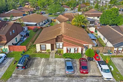 3757 Mil Pond Court, Greenacres, FL 33463 - Photo 6