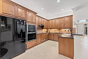 11025 Carmelcove Cir, Boynton Beach, FL 33473 - Photo 12