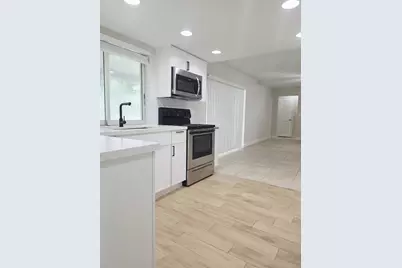 12758 Guilford Circle, Wellington, FL 33414 - Photo 6