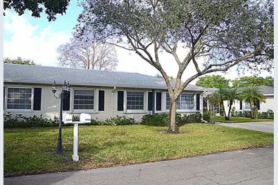 10101 S 44th Drive, Boynton Beach, FL 33436 - Photo 14