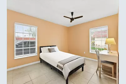 341 A Covered Bridge Boulevard, Lake Worth, FL 33467 - Photo 12