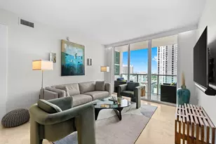 350 SE 2nd St, Fort Lauderdale, FL 33301 - Photo 2
