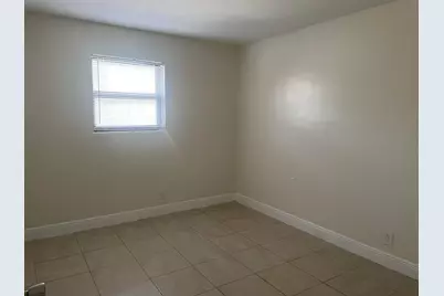 2830 Avenue S #D1, Riviera Beach, FL 33404 - Photo 4