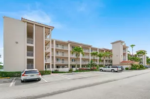 6112 Huntwick Terrace, Delray Beach, FL 33484 - Photo 1