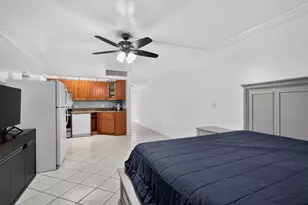 13455 SW 16th Ct, Pembroke Pines, FL 33027 - Photo 8