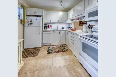 2728 Garden Drive N #413, Lake Worth, FL 33461 - Photo 8