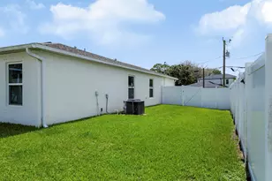 177 SW Pisces Terrace, Port Saint Lucie, FL 34984 - Photo 48