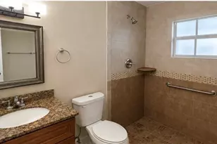 712 NE 3rd Ave, Pompano Beach, FL 33060 - Photo 6