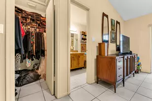 4941 NW 83rd Ave, Lauderhill, FL 33351 - Photo 18