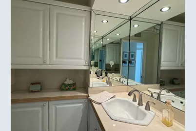 305 N Pompano Beach Boulevard #PH05, Pompano Beach, FL 33062 - Photo 10