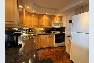 305 N Pompano Beach Boulevard #PH05, Pompano Beach, FL 33062 - Photo 2