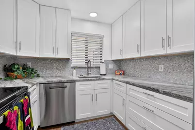 818 NW 26th Avenue, Delray Beach, FL 33445 - Photo 6