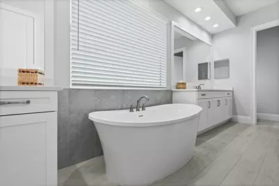 9315 SW Pinnacle Place, Port Saint Lucie, FL 34987 - Photo 4