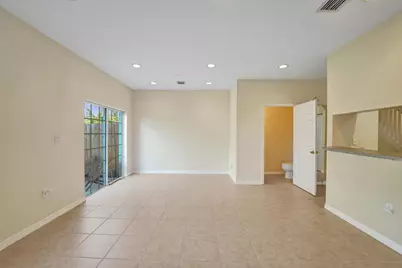 852 NW 9th Street, Hallandale Beach, FL 33009 - Photo 18