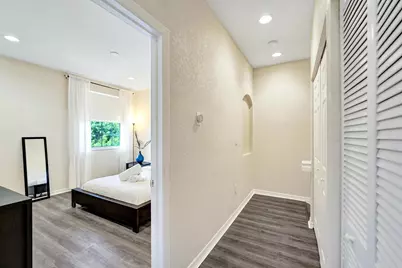 852 NW 9th Street, Hallandale Beach, FL 33009 - Photo 30