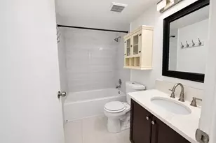 1604 Meadows Cir W, Boynton Beach, FL 33436 - Photo 12