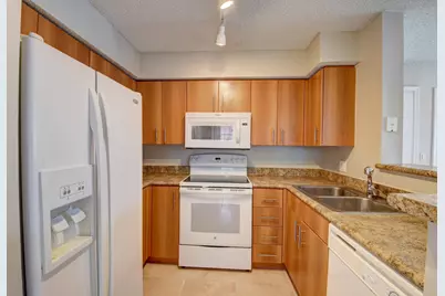 1365 Crystal Way #A, Delray Beach, FL 33444 - Photo 4