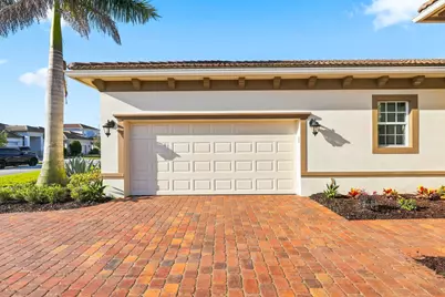 8632 SW Felicita Way, Port Saint Lucie, FL 34987 - Photo 4