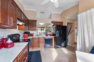 9912 Watermill Cir, Boynton Beach, FL 33437 - Photo 8