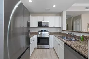 610 Fern St, West Palm Beach, FL 33401 - Photo 4