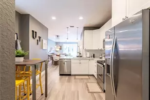 2092 Pasa Verde Ln, Weston, FL 33327 - Photo 8