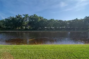 2092 Pasa Verde Ln, Weston, FL 33327 - Photo 38