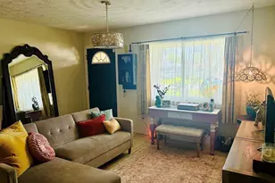 4702 Myrtle Dr, Fort Pierce, FL 34982 - Photo 4