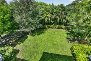 357 NW 36th Ave, Pompano Beach, FL 33069 - Photo 22