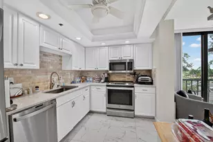 7786 Lakeside Blvd, Boca Raton, FL 33434 - Photo 18