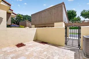 1330 NW 13th St, Boca Raton, FL 33486 - Photo 4