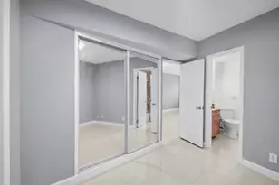 3250 NE 28th St, Fort Lauderdale, FL 33308 - Photo 8