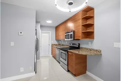 3250 NE 28th Street #102, Fort Lauderdale, FL 33308 - Photo 2