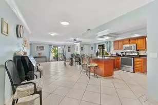 154 Santa Monica Ave, Royal Palm Beach, FL 33411 - Photo 12