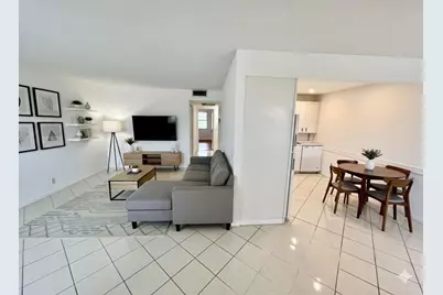 3002 Newcastle A, Boca Raton, FL 33434 - Photo 2
