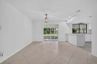 1425 SE Minorca Avenue, Port Saint Lucie, FL 34952 - Photo 8