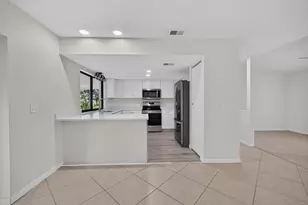 1425 SE Minorca Ave, Port Saint Lucie, FL 34952 - Photo 10