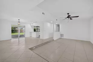 1425 SE Minorca Ave, Port Saint Lucie, FL 34952 - Photo 4
