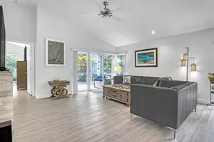 24 Admirals Ct, Palm Beach Gardens, FL 33418 - Photo 10