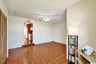 11330 SW 8th Pl, Pembroke Pines, FL 33025 - Photo 14