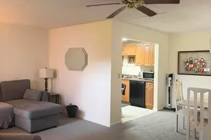 17 Burgundy A, Delray Beach, FL 33484 - Photo 12