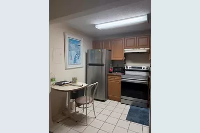 17 Burgundy A, Delray Beach, FL 33484 - Photo 8