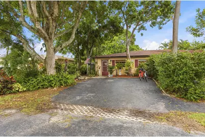 5127 Rose Hill Drive, Boynton Beach, FL 33437 - Photo 2